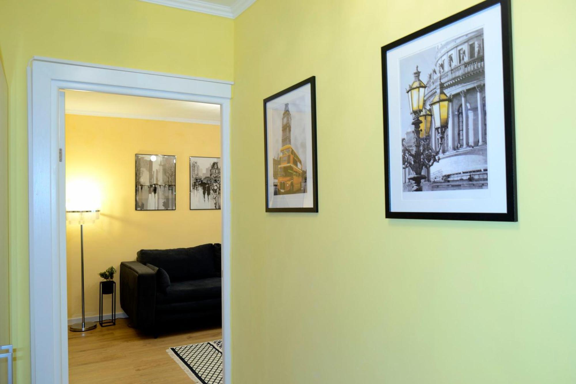 Cozy 2 Rooms Apartment Drumul Taberei Bukurešť Exteriér fotografie