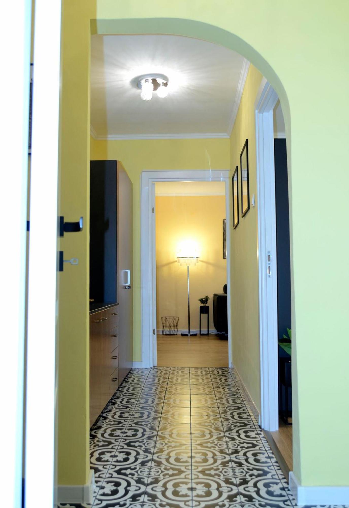 Cozy 2 Rooms Apartment Drumul Taberei Bukurešť Exteriér fotografie