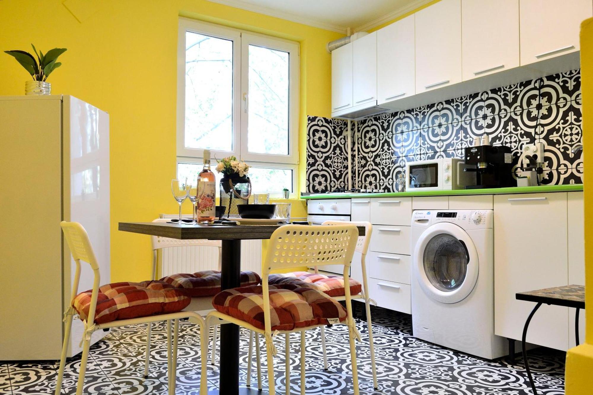 Cozy 2 Rooms Apartment Drumul Taberei Bukurešť Exteriér fotografie