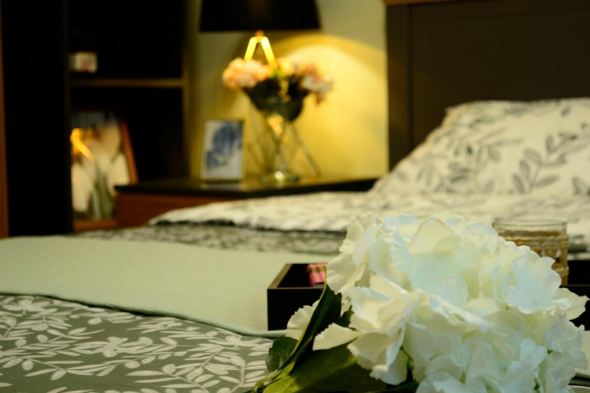Cozy 2 Rooms Apartment Drumul Taberei Bukurešť Exteriér fotografie