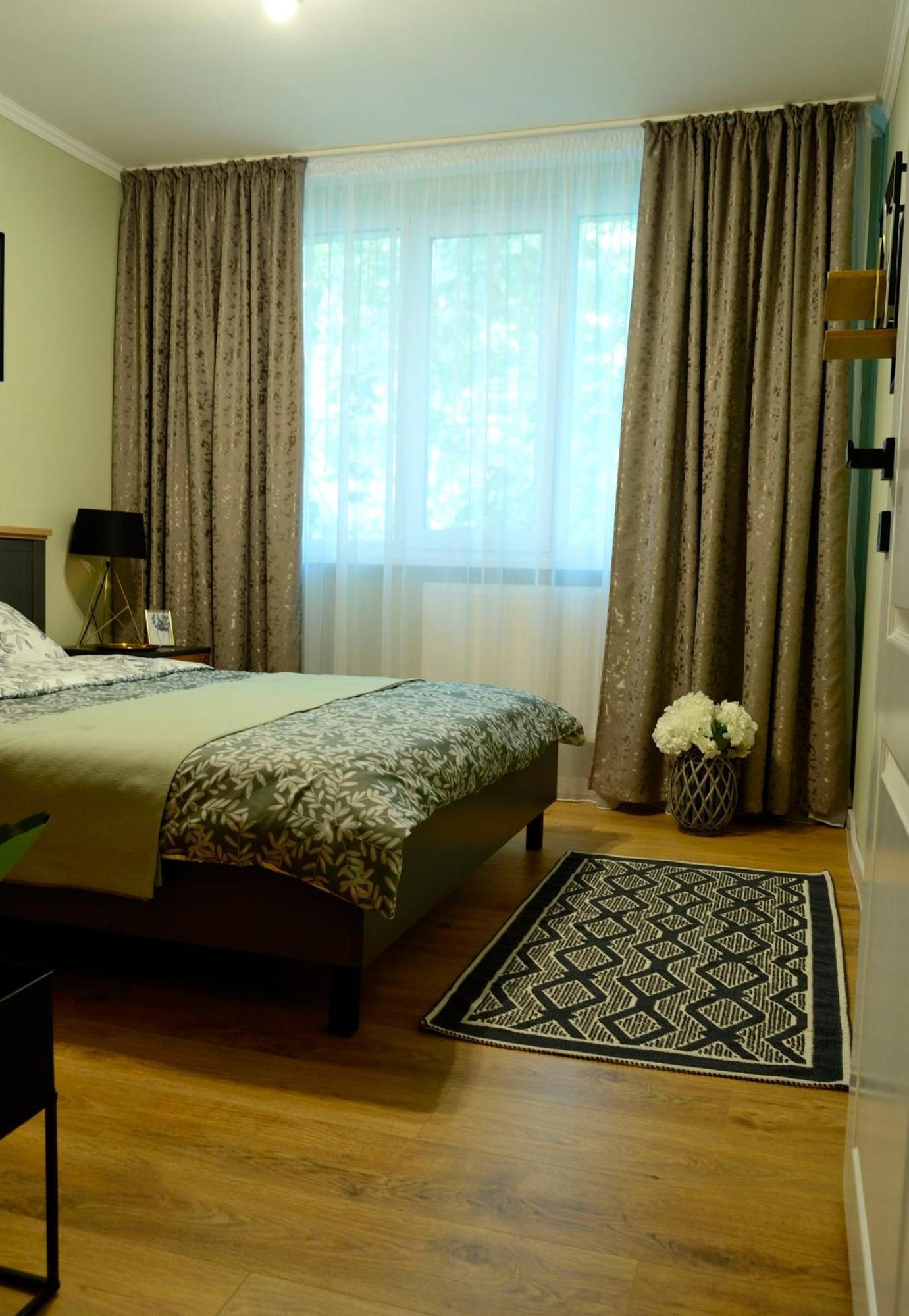 Cozy 2 Rooms Apartment Drumul Taberei Bukurešť Exteriér fotografie